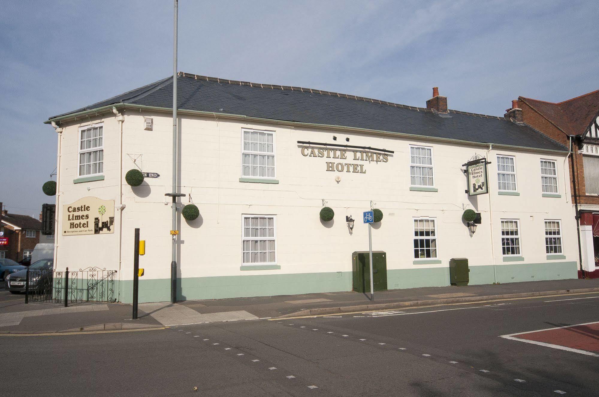 Castle Limes 3* Warwick (Warwickshire)